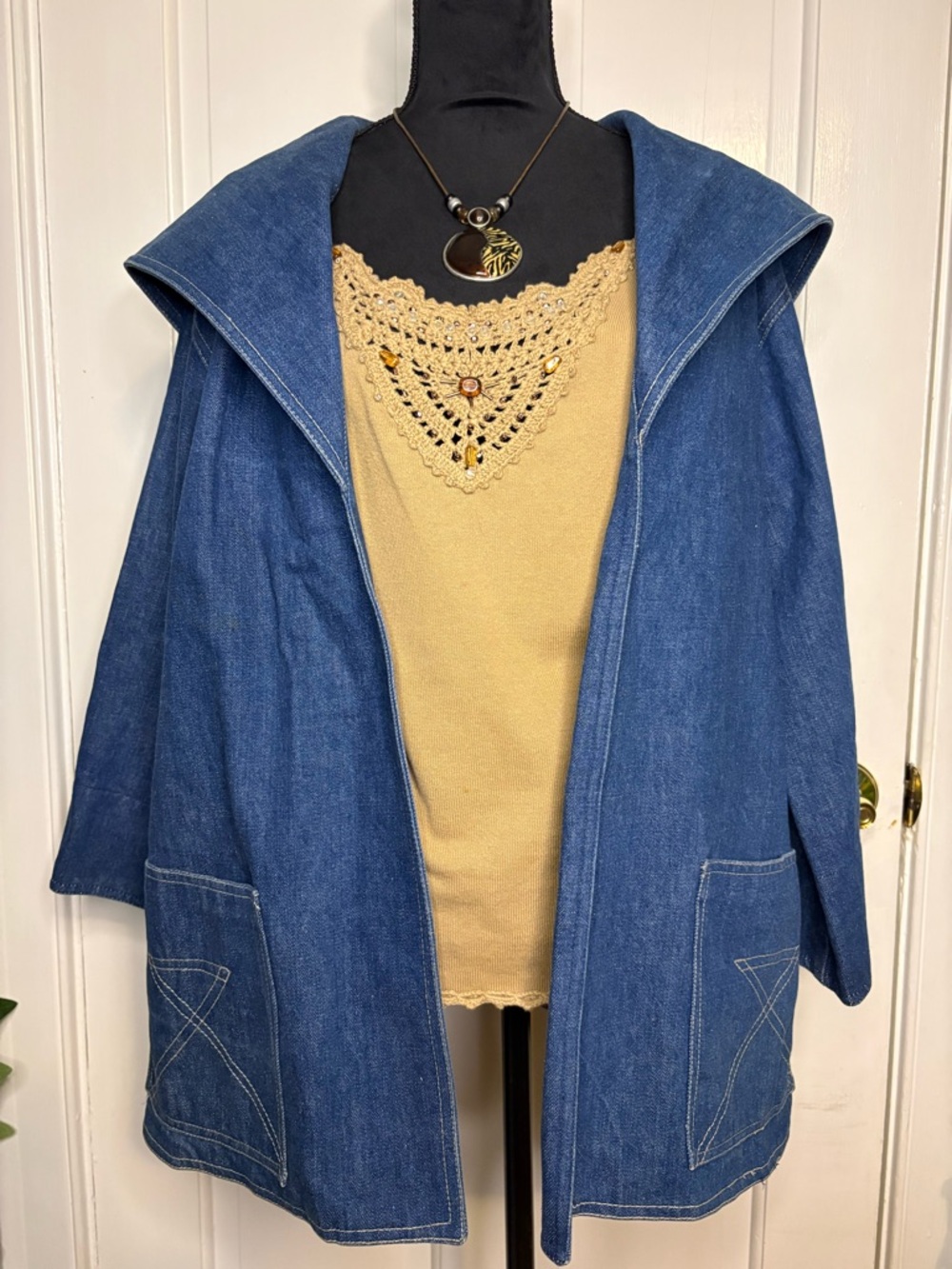Vintage Women's Dark Blue Jean Jacket